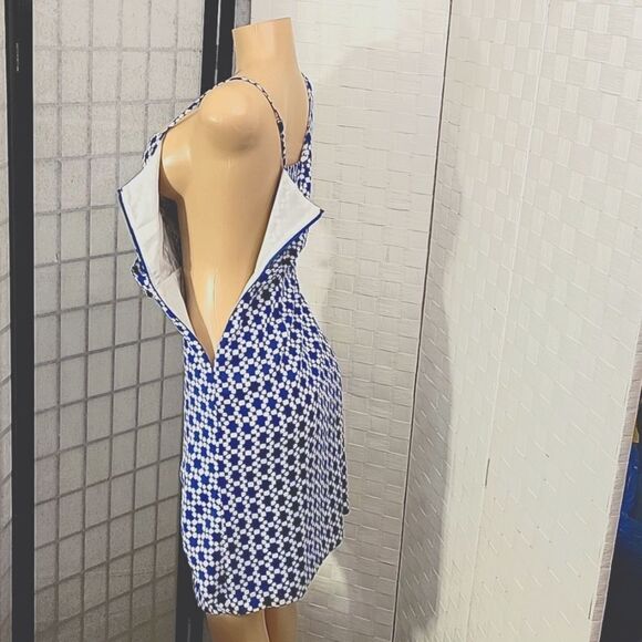 BRAND NEW BANANA REPUBLIC TIE-SHOULDER GEOMETRIC DRAPE DRESS - Picture 8 of 13